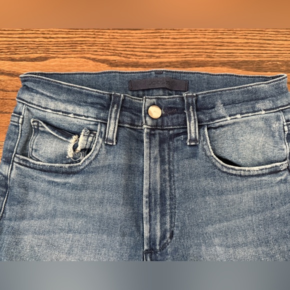 Joe’s Jeans The Charlie High Rise Skinny Crop Denim Size 26 Medium wash distress - Picture 4 of 9